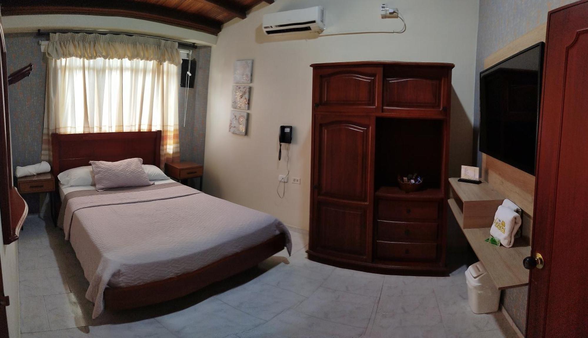 Hotel Casa Aragon Cartago Exterior photo